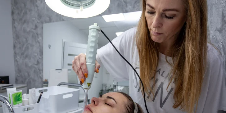 Revitalizačné čistenie a hĺbková výživa pleti alebo výhodný balíček ošetrení