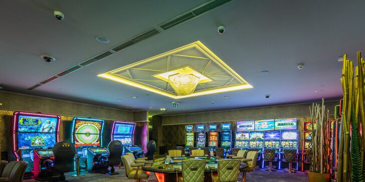 Nový exkluzívny 4* hotel s kasínom: industriálna reštaurácia aj hracie žetóny