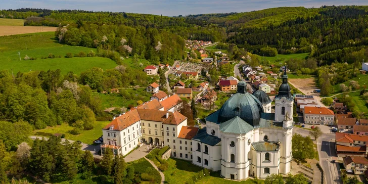 Pobyt na Zámku Křtiny v Moravskom krase: raňajky alebo polpenzia aj romantická večera