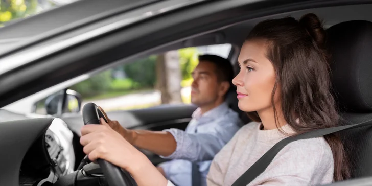 Kondičná jazda alebo kurz na získanie vodičského preukazu na auto i motorku + Škola šmyku v cene kurzu