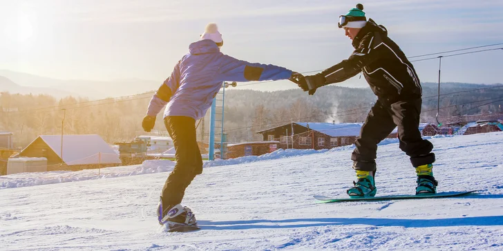Lekcie lyžovania alebo snowboardingu s profesionálnym inštruktorom na Donovaloch