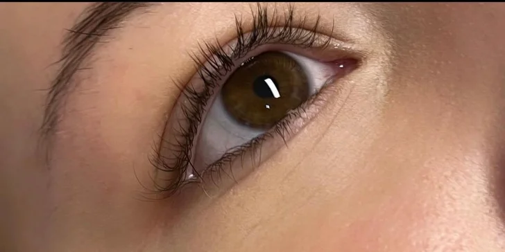 Lash lift mihalníc alebo laminácia obočia v Anzu Cosmetics