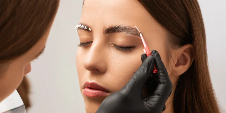 Lash lift mihalníc alebo laminácia obočia v Anzu Cosmetics