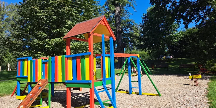 Pobyt v kaštieli na severnej Morave: bohaté raňajky a wellness