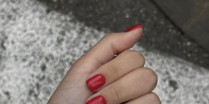 Mamasheva nails: Manikúra s gél lakom, nové gélové nechty alebo doplnenie gélových nechtov