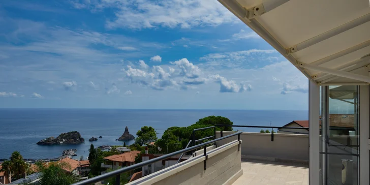 Sicílska idylka: 4* hotel pri Katánii, v cene raňajky či polpenzia, bazén + zľava pri včasnom nákupe