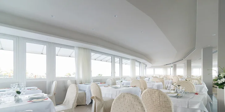 Sicílska idylka: 4* hotel pri Katánii, v cene raňajky či polpenzia, bazén + zľava pri včasnom nákupe