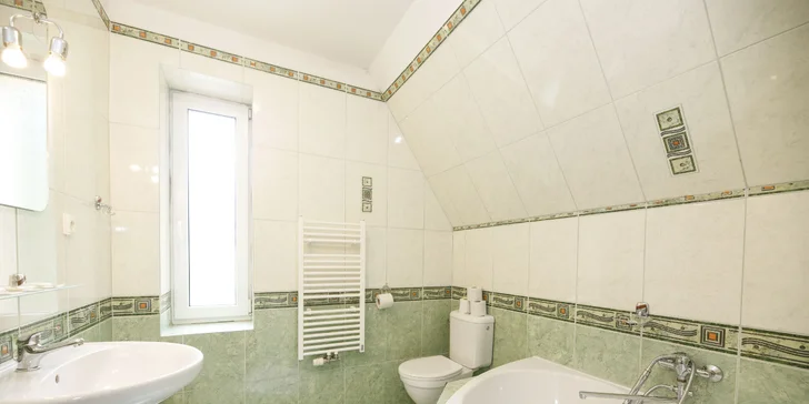 Relaxácia v Beskydách: Polpenzia, uvoľňujúce kúpele a neobmedzený wellness