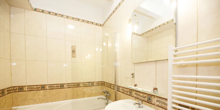 Relaxácia v Beskydách: Polpenzia, uvoľňujúce kúpele a neobmedzený wellness