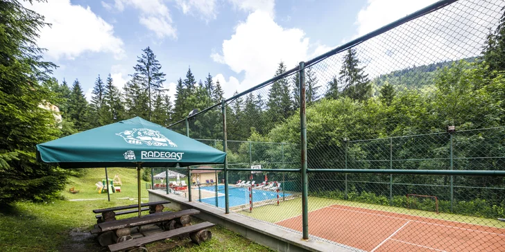 Relaxácia v Beskydách: Polpenzia, uvoľňujúce kúpele a neobmedzený wellness