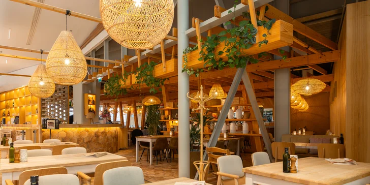 Duetto Aupark: Pizza Mortadella s talianskou šunkou, bazalkou a pistáciami