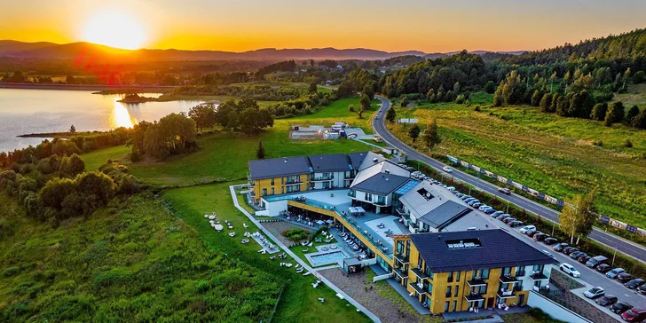 Pobyt v luxusnom rezorte v poľských Krkonošiach: jedlo a wellness aj vonkajší vyhrievaný bazén