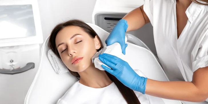 Omladnite a zbavte sa pigmentových škvŕn a rozšírených s IPL 3D fotorejuvenizáciou v OXT BEAUTY&RELAX CENTRE!