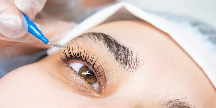Permanentný make-up alebo lash lift od skúsenej kozmetičky so zdravotníckym vzdelaním