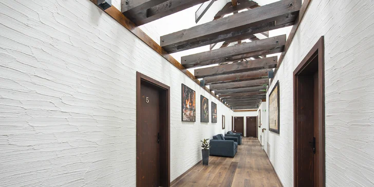 Jedinečná dovolenka: apartmány vo vidieckom štýle s prehliadkou Nestville Distillery a degustáciami