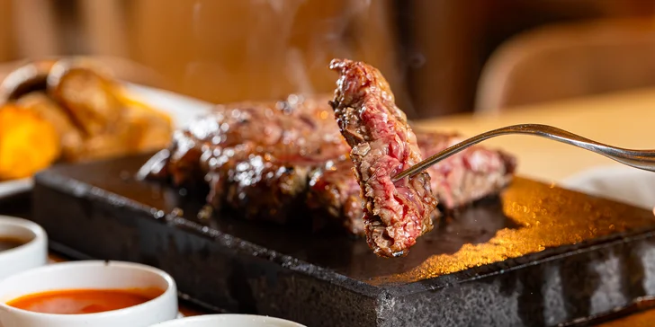 Duetto Aupark: Rib eye steak pečený na lávovom kameni