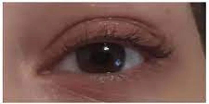 Kozmetické ošetrenia: Hĺbkové čistenie pleti, úprava obočia, chemický peeling, laminácia obočia alebo lash lift