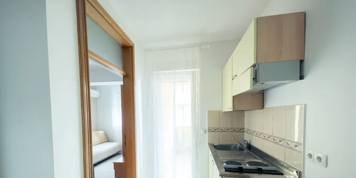 Dovolenka pri chorvátskom Gradaci: štúdiá pre dvoch aj apartmány až pre 5 nocľažníkov