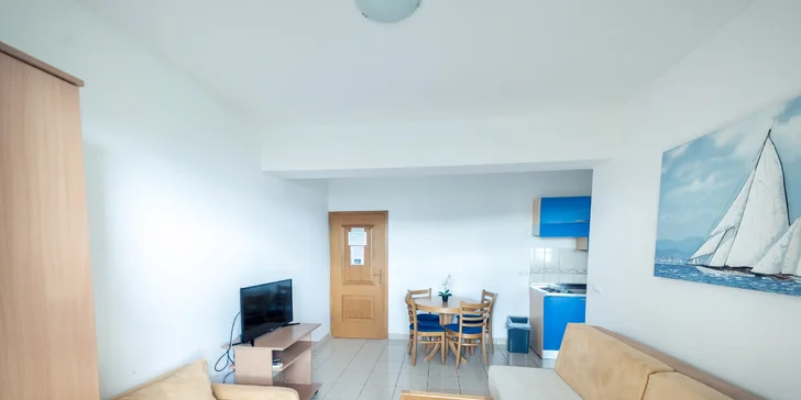 Dovolenka pri chorvátskom Gradaci: štúdiá pre dvoch aj apartmány až pre 5 nocľažníkov