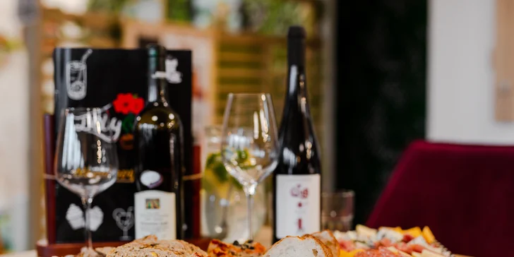 Valentínska degustácia 8 vín z vinárstva Miloš Máťuš aj s občerstvením pre 2 osoby