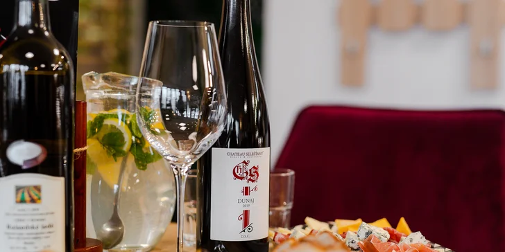 Valentínska degustácia 8 vín z vinárstva Miloš Máťuš aj s občerstvením pre 2 osoby