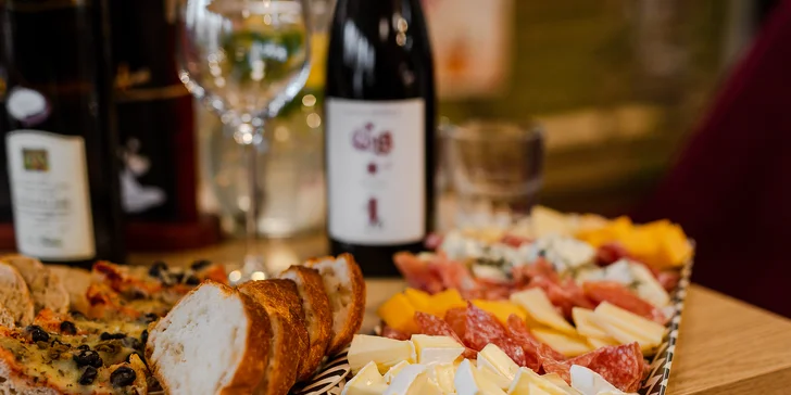Valentínska degustácia 8 vín z vinárstva Miloš Máťuš aj s občerstvením pre 2 osoby