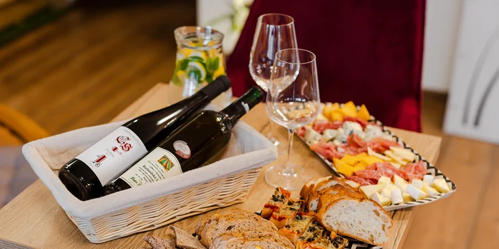 Valentínska degustácia 8 vín z vinárstva Miloš Máťuš aj s občerstvením pre 2 osoby