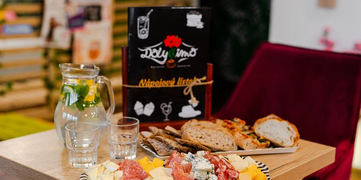 Valentínska degustácia 8 vín z vinárstva Miloš Máťuš aj s občerstvením pre 2 osoby