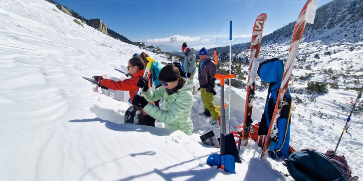 Základný 1-dňový lavínový kurz s certifikovaným medzinárodným horským sprievodcom