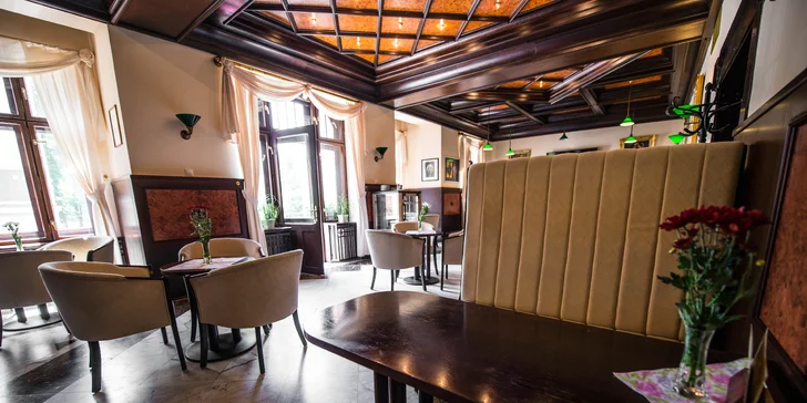 Hotel Most Slávy***: Trojchodová večera formou výberu z À la carte menu pre dvoch