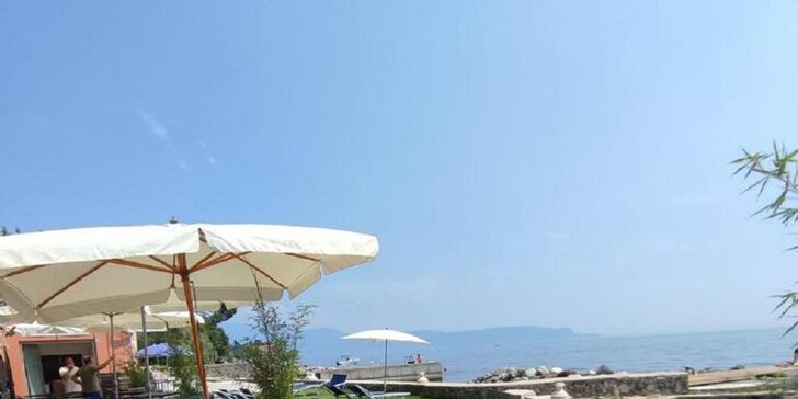 Dovolenka pre pár aj rodinu na brehu Lago di Garda: raňajky, wellness aj bicykle