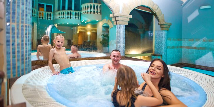 Rodinná dovolenka v poľských Beskydách: horský hotel s polpenziou, wellness, vonkajší bazén a vyžitie pre deti