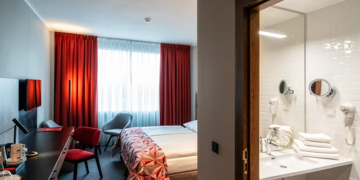 4* pobyt v centre Vroclavu: hotel priamo pri rieke Odra, raňajky a možnosť sauny
