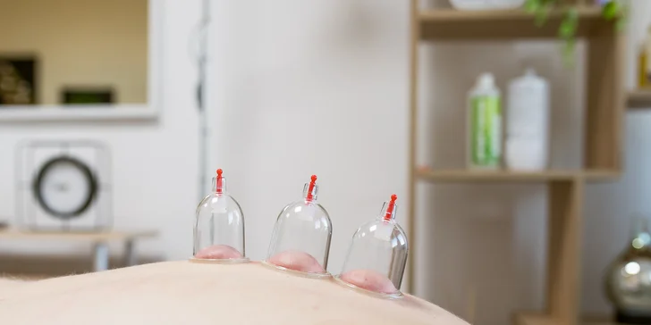 Klasická masáž, bankovanie alebo reflexná masáž chodidiel od slabozrakej masérky s výnimočným citom v rukách
