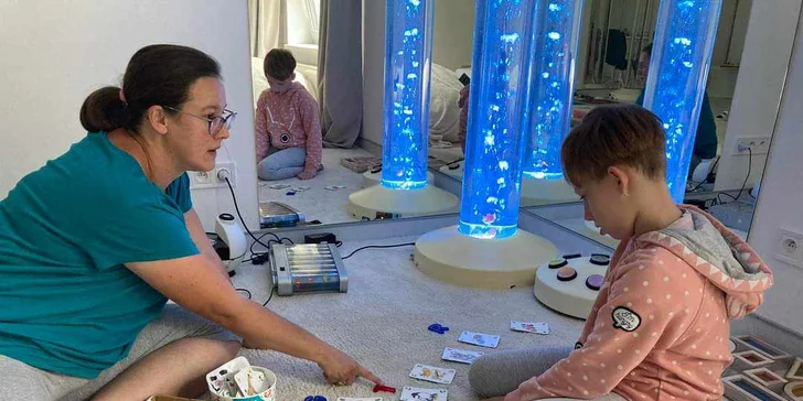 Nádej na ľahší život pre Kamilku a jej rodinu: Pomoc s napredovaním a liečbou ťažkej genetickej epilepsie
