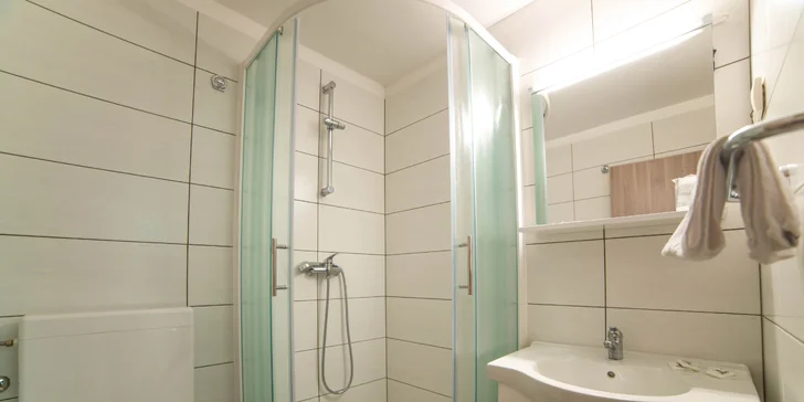 Rodinná dovolenka na Istrii: apartmány pri pláži, balkón s výhľadom