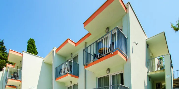 Rodinná dovolenka na Istrii: apartmány pri pláži, balkón s výhľadom