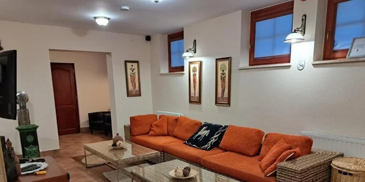 Horský hotel v Nízkych Beskydách: vstup do soľnej jaskyne, v ponuke polpenzia aj jazda na koni