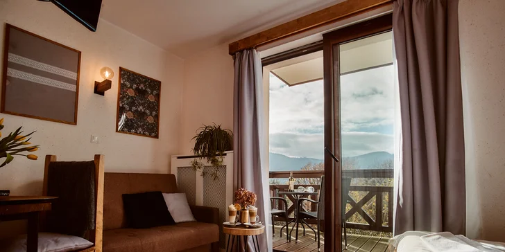 Pobyt v poľskej Ustroni: izba s výhľadom na hory alebo apartmán, raňajky či polpenzia, wellness aj privátne