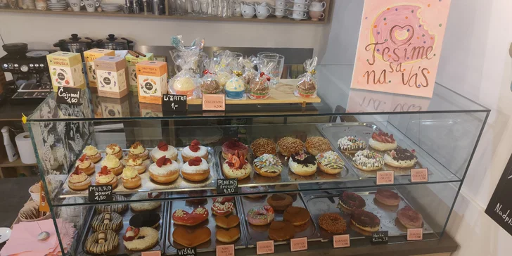 Domáce donuty aj s kávičkou alebo obrovský 900 gramový XXL Donut