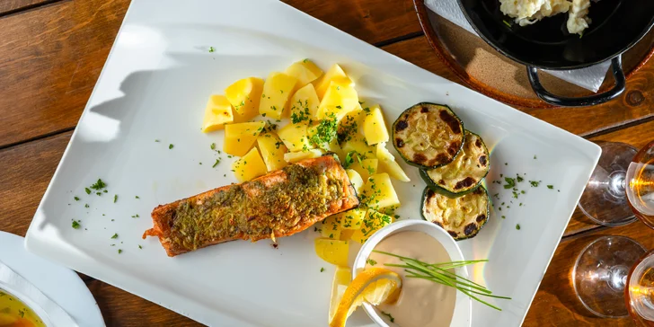4-chodové menu pre dvoch s haluškami, lososom či panenkou