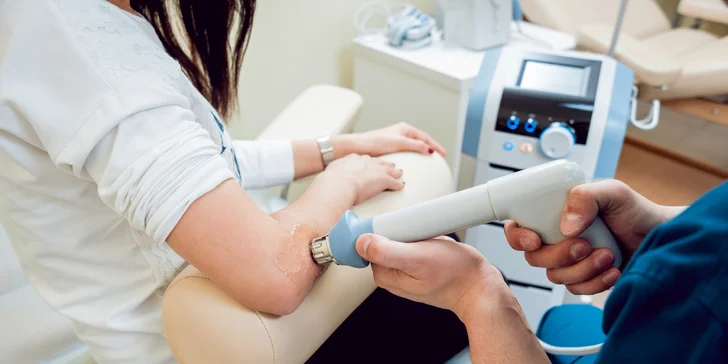 Ošetrenie rázovou vlnou s diagnostikou pohybového aparátu v Elisia Studio