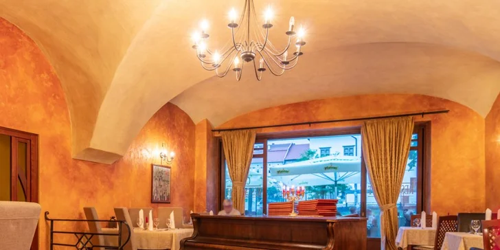 Štýlový hotel v úplnom centre Levoče: polpenzia, wellness, história aj skipasy v ponuke