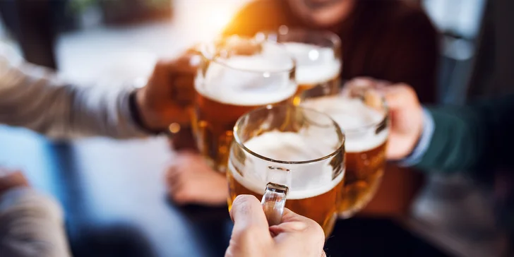 Hovädzí hamburger alebo pivo bez limitu v Rock Farm