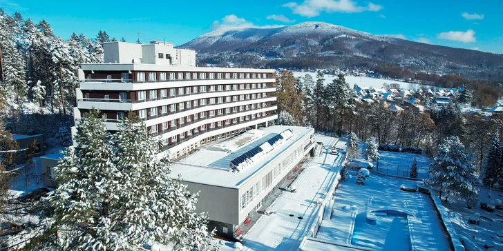 Relaxačný pobyt v Beskydách vrátane stravy, sauny a neobmedzeného využitia bazénov