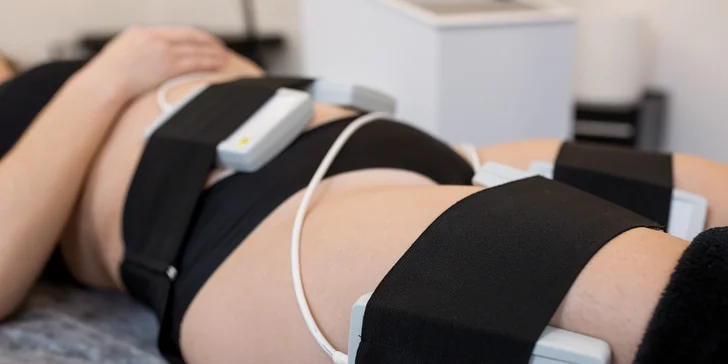 Ošetrenie lipolaserom, ultrazvuková liposukcia alebo dermomasáž, aj permanentky