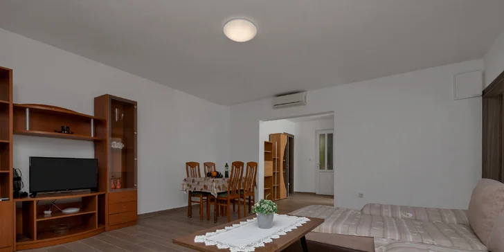 Apartmány na Hvare: príjemné ubytovanie hneď pri mori, domáci miláčikovia vítaní