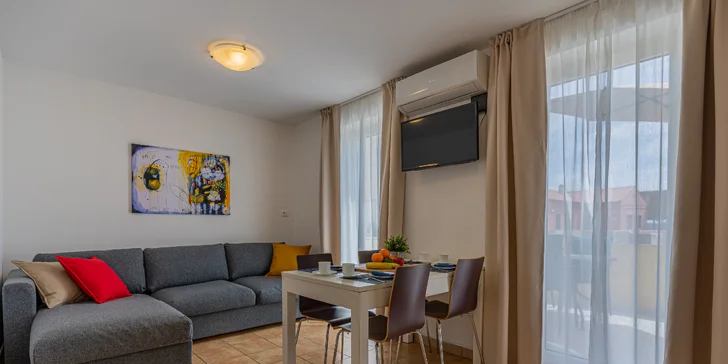 Dovolenka pri chorvátskom mori: vybavené apartmány v modernom kempe