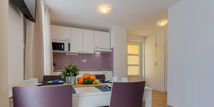 Dovolenka pri chorvátskom mori: vybavené apartmány v modernom kempe