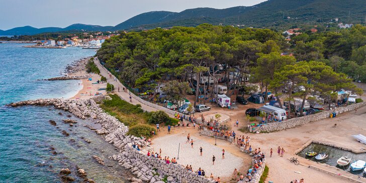 Raj pri mori: chorvátska dovolenka v modernom kempe a vybavenom apartmáne